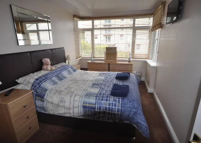 Vista Apartments, Goodrington Beach, Paignton
