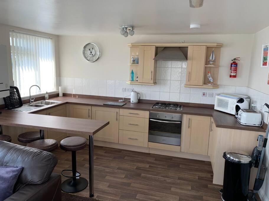 Apartment Vista Apartments, Goodrington Beach, *